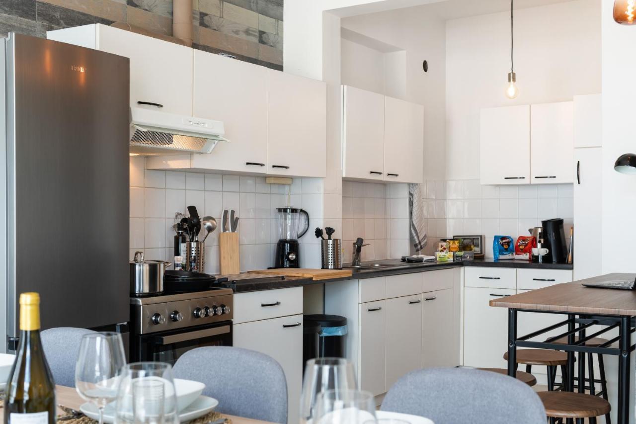 City Apartment 3 Bedroom, Kitchen, Wifi, Workspace, Coffee, Central Hasselt Eksteriør billede